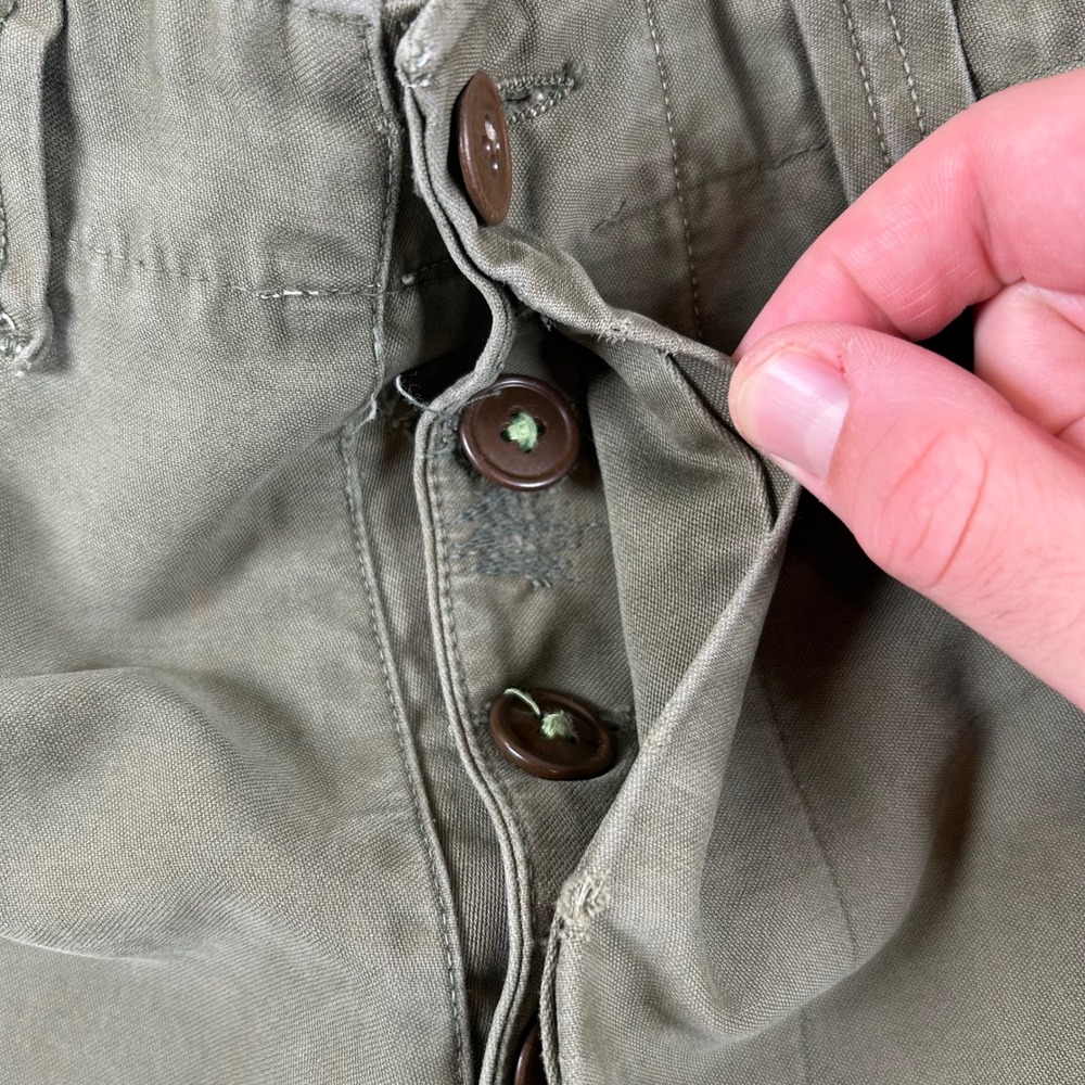 Vintage 40s WWII Military Field Sateen Trousers Mens 32 Olive Distressed M-1943 - Picture 4 of 16